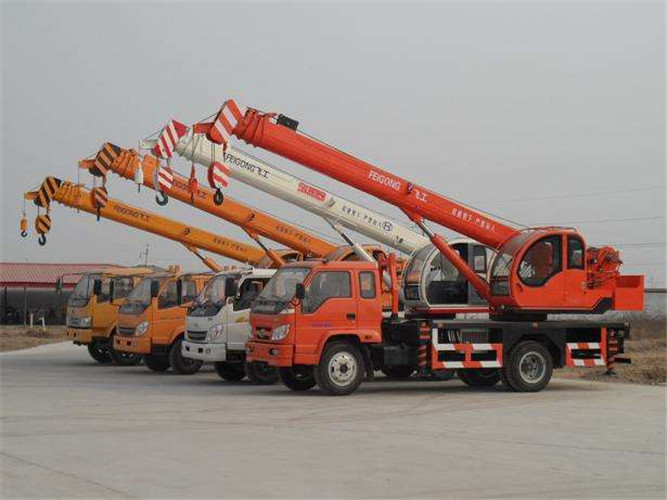 平川区设备出现故障导致停工，怎么处理？是否有备用设备替换？